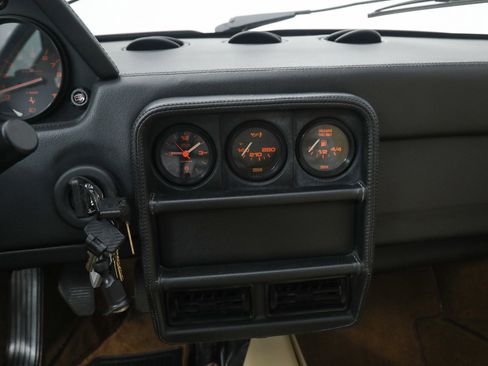 Used 1989 Ferrari 328 GTB RWD image 28