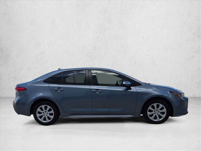Certified 2022 Toyota Corolla LE FWD image 4