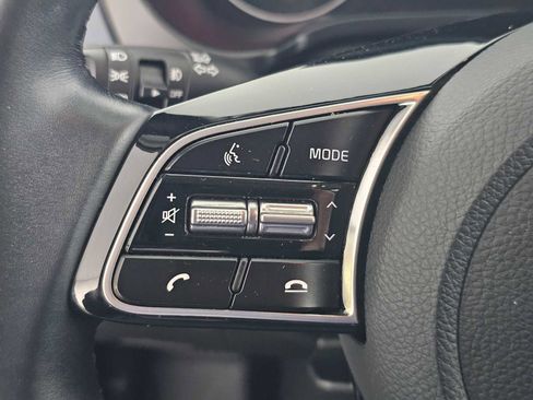 Used 2021 Kia Seltos S image 27