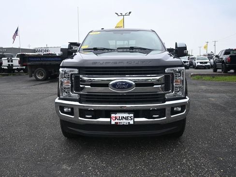 Used 2019 Ford F250 XLT w/ XLT Premium Package AWD/4WD image 12