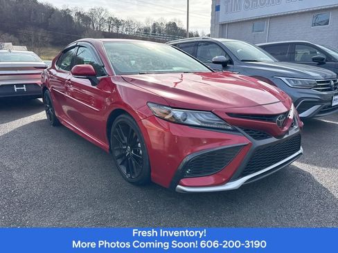 Used 2022 Toyota Camry XSE w/ Carpet Mat Package (TMS) image 3