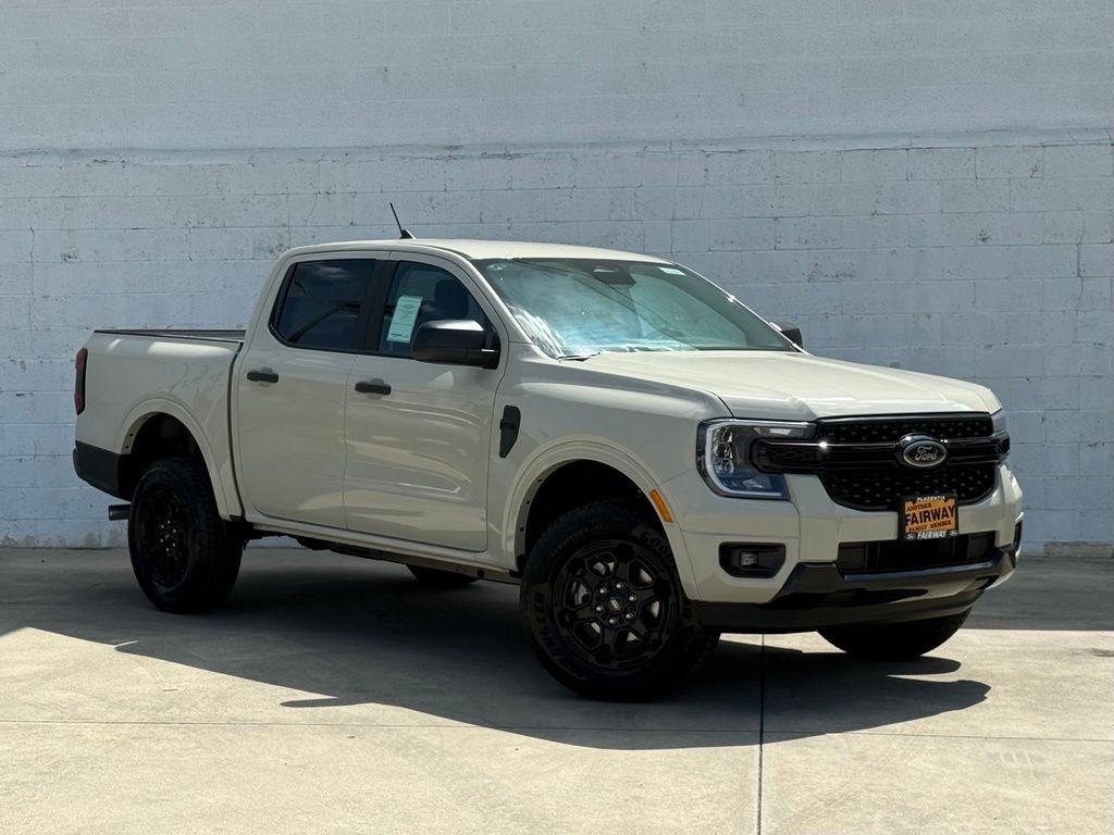 New 2026 Ford Ranger XLT w/ Black Appearance Package RWD 360° Tour