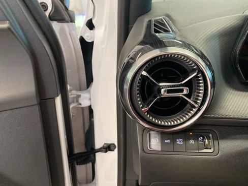New 2026 Chevrolet Equinox LT w/ Safety and Technology Package AWD/4WD image 11