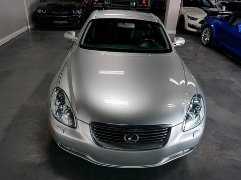 Used 2004 Lexus SC 430 Convertible RWD image 23