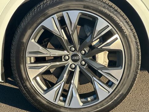 New 2026 Audi Q8 Premium Plus image 24