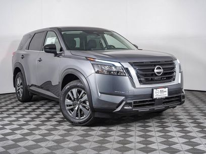 New 2025 Nissan Pathfinder S
