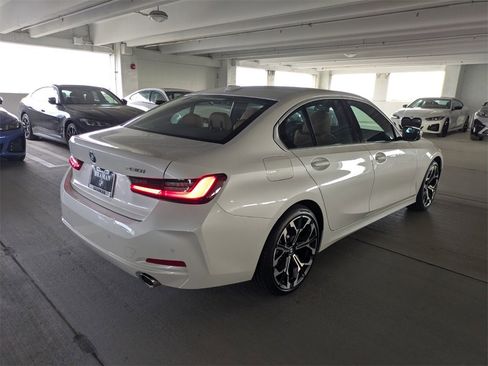 New 2026 BMW 330i Sedan image 4