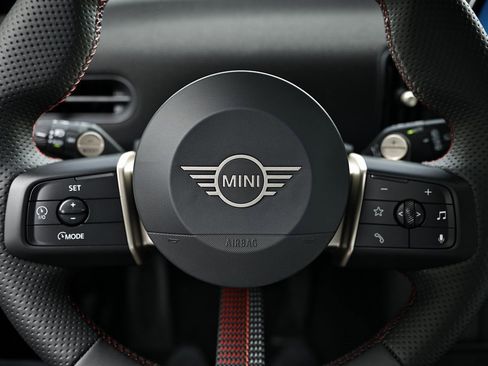 New 2026 MINI Cooper S image 32