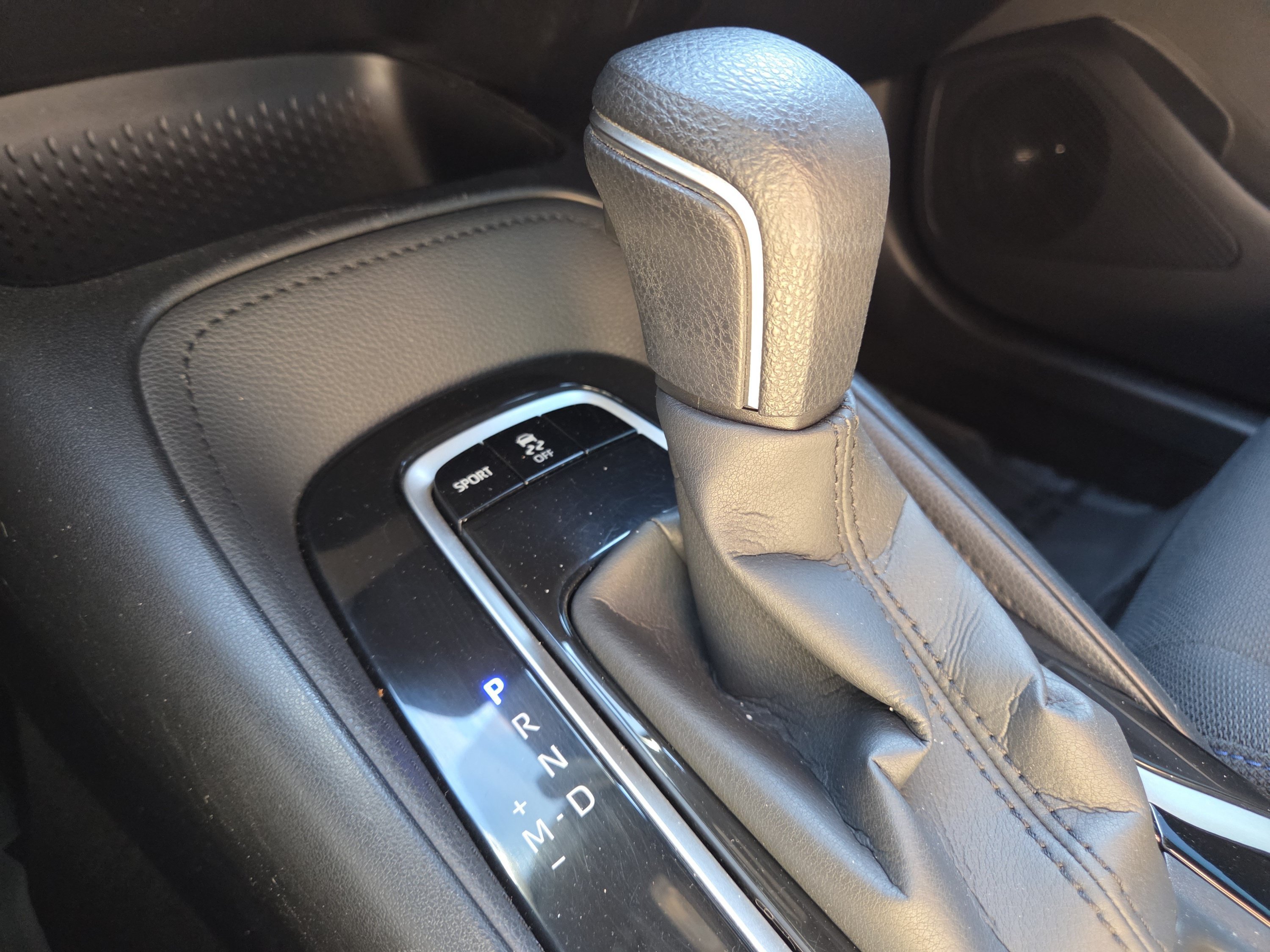 Used 2020 Toyota Corolla SE FWD image 32