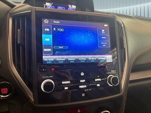 Used 2019 Subaru Crosstrek 2.0i Limited w/ Moonroof Package w/Navigation AWD/4WD image 2