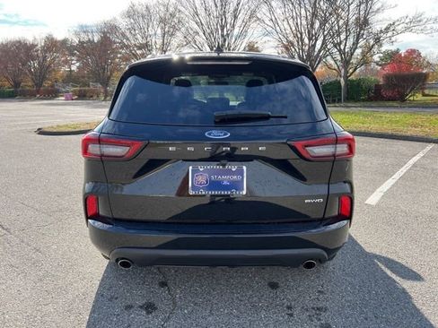 Used 2023 Ford Escape ST-Line image 9