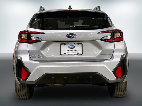 Used 2024 Subaru Crosstrek 2.0i Premium AWD/4WD image 4