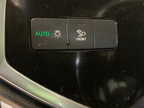 Used 2023 Audi Q3 2.0T Premium w/ Convenience Package AWD/4WD image 21