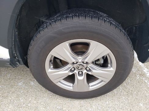 Used 2023 Toyota RAV4 XLE image 45