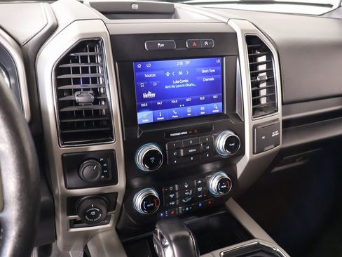 Used 2019 Ford F150 Lariat w/ Equipment Group 502A Luxury image 5