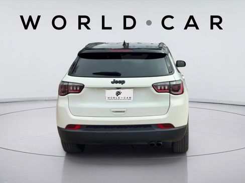 Used 2021 Jeep Compass Latitude FWD image 6