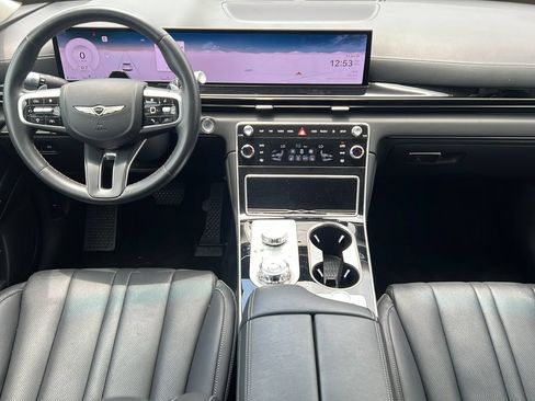 Used 2025 Genesis GV80 2.5T Standard AWD/4WD image 11