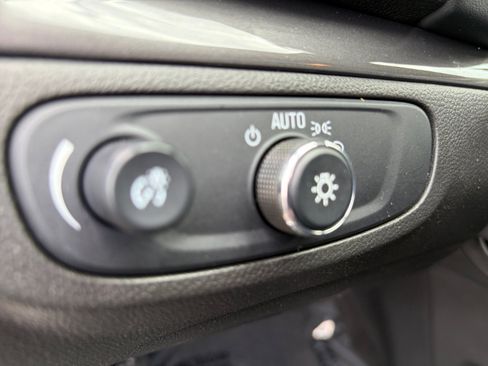 Used 2017 Buick Encore Preferred AWD/4WD image 34