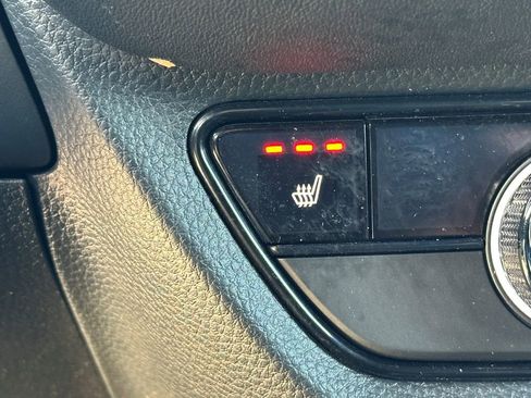 Used 2025 Honda HR-V Sport image 29