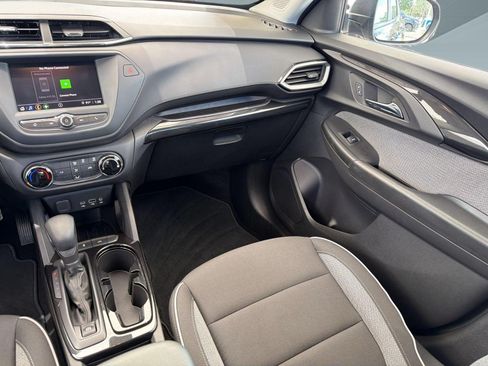 Used 2023 Chevrolet TrailBlazer LS FWD image 28