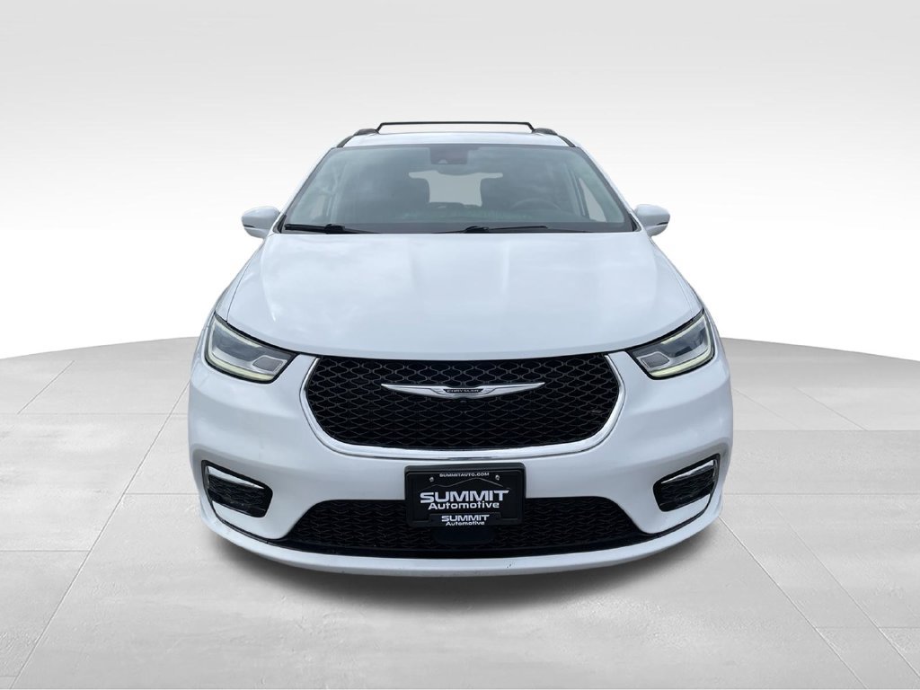 Used 2022 Chrysler Pacifica Touring-L FWD image 25