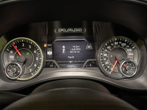 Used 2025 RAM 1500 Laramie image 18