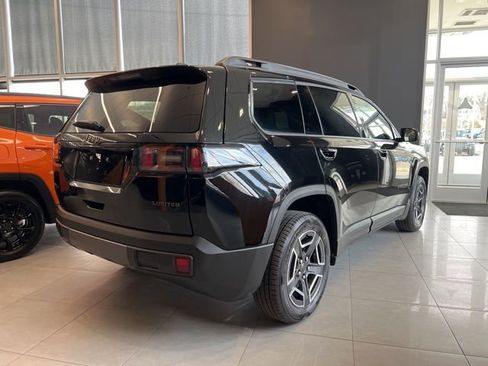 New 2026 Jeep Cherokee Laredo image 3