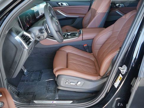 New 2026 BMW X5 sDrive40i w/ M Sport Package image 9