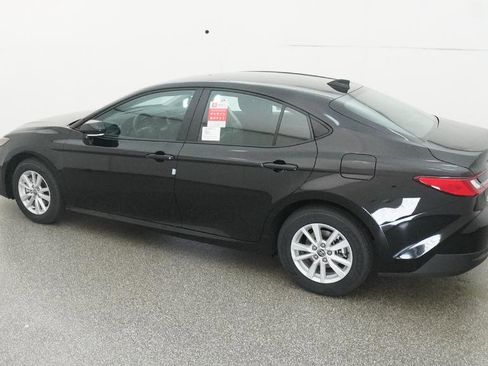 New 2026 Toyota Camry LE image 17