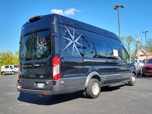 Used 2019 Ford Transit 350 XLT image 4