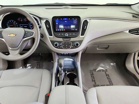 Used 2022 Chevrolet Malibu LT image 34