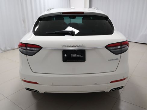 Used 2022 Maserati Levante GT image 5