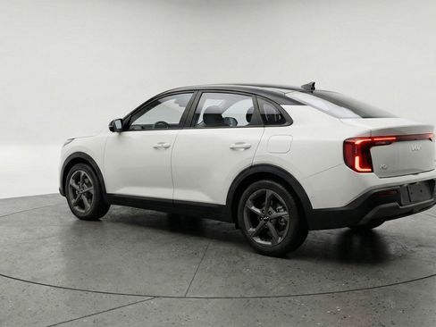 Used 2025 Kia K4 LXS FWD image 6