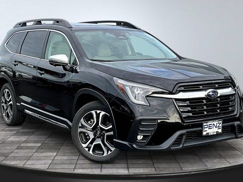 Used 2023 Subaru Ascent Limited w/ Technology Package AWD/4WD image 3