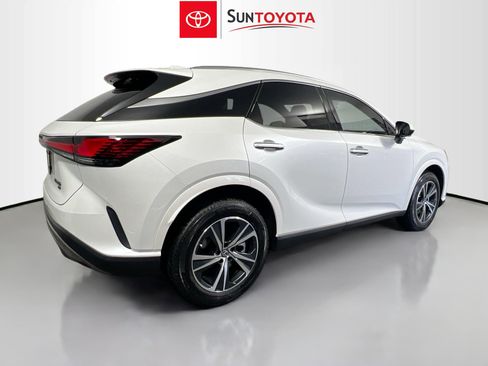Used 2026 Lexus RX 350h w/ Convenience Package image 4