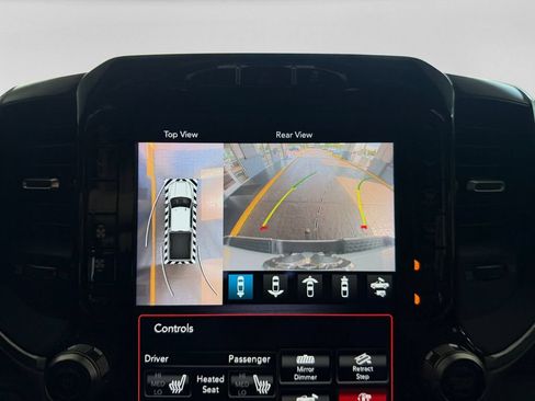 Used 2020 RAM 2500 Laramie AWD/4WD image 16