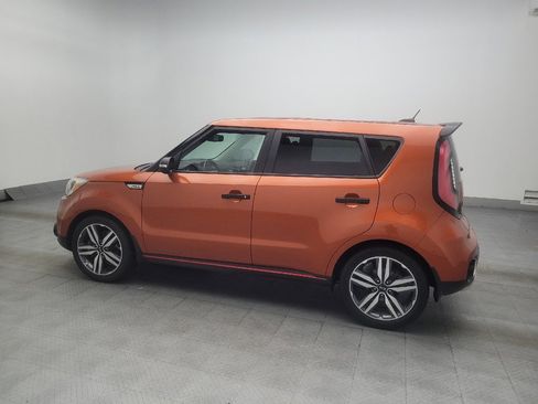 Used 2018 Kia Soul ! w/ Tech Package FWD image 3