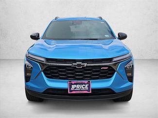 Used 2025 Chevrolet Trax RS w/ Driver Confidence Package video 2