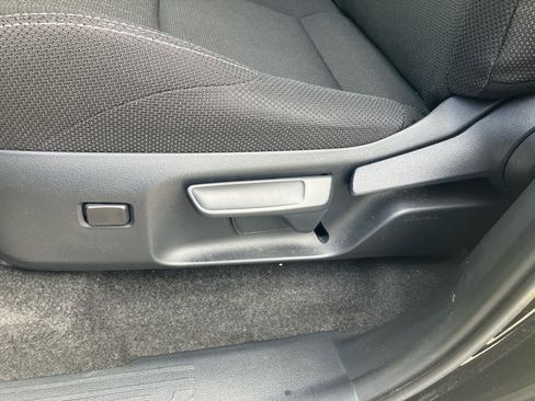 Used 2025 Toyota 4Runner SR5 image 13