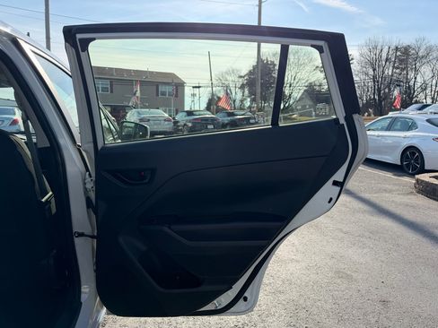 Used 2024 Subaru Impreza 2.0i Sport image 24