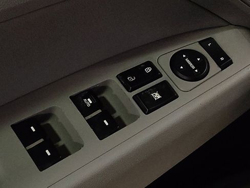 Used 2020 Hyundai Elantra Limited w/ Cargo Package (C1) image 27