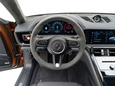 Used 2025 Porsche Panamera Turbo image 34