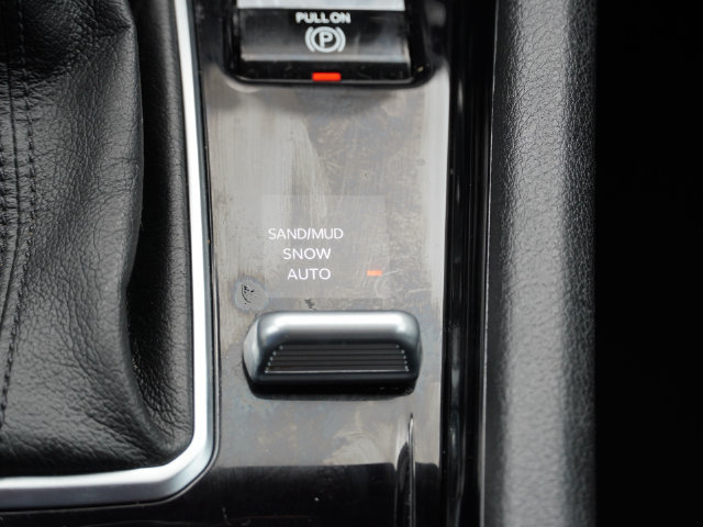 Certified 2024 Jeep Compass Limited AWD/4WD image 39