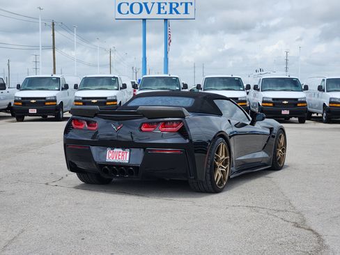 Used 2016 Chevrolet Corvette Stingray Convertible w/ 2LT Preferred Equipment Group RWD image 7
