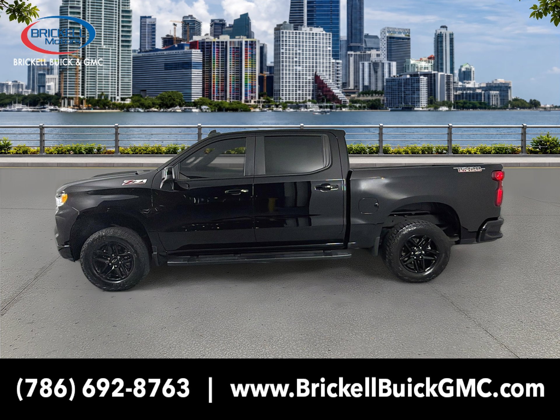 Used 2024 Chevrolet Silverado 1500 LT Trail Boss AWD/4WD image 2