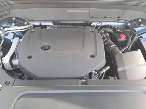 New 2026 Volvo XC90 B6 Ultra image 8