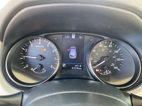 Used 2020 Nissan Rogue Sport SL w/ Premium Package image 4