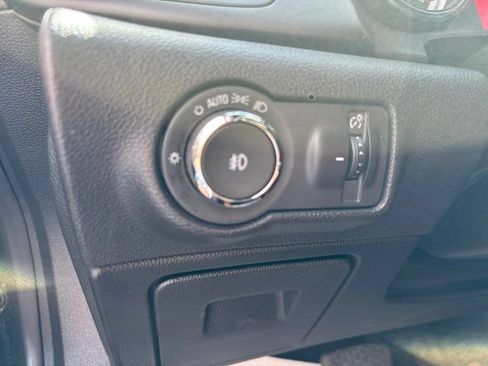 Used 2019 Buick Cascada Premium FWD image 43