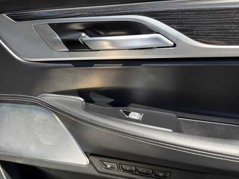 Used 2019 BMW 750i xDrive w/ Executive Package AWD/4WD image 17