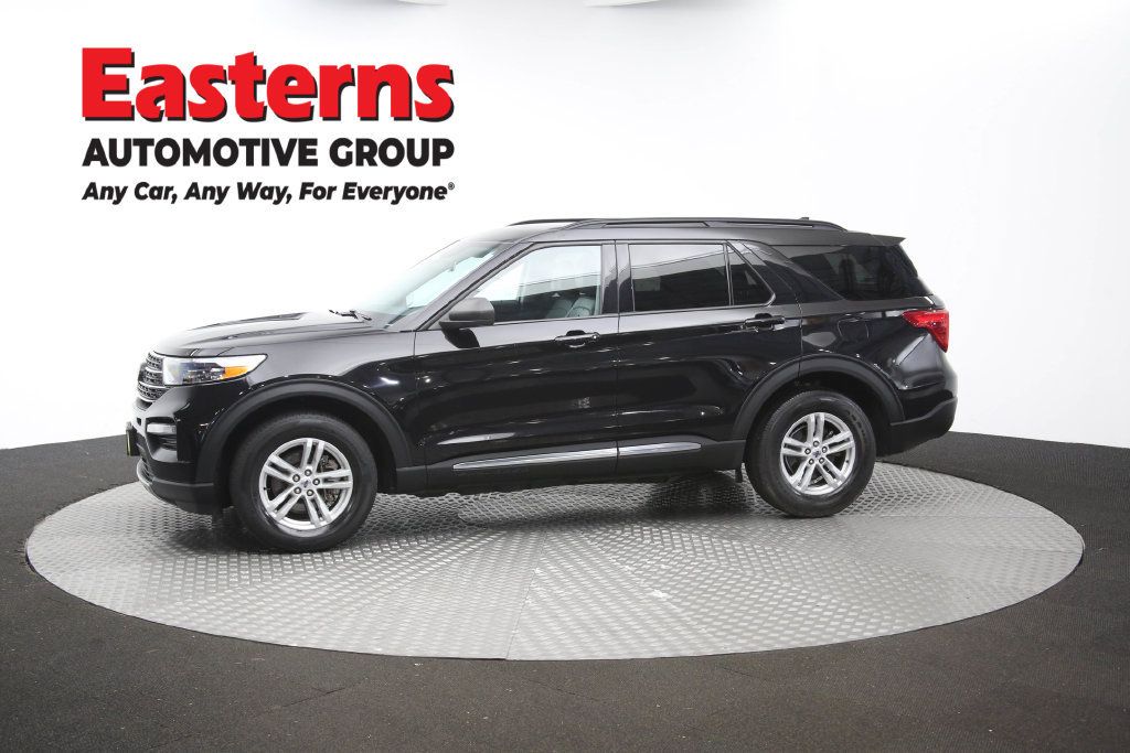 Used 2022 Ford Explorer XLT w/ Equipment Group 202A AWD/4WD image 55